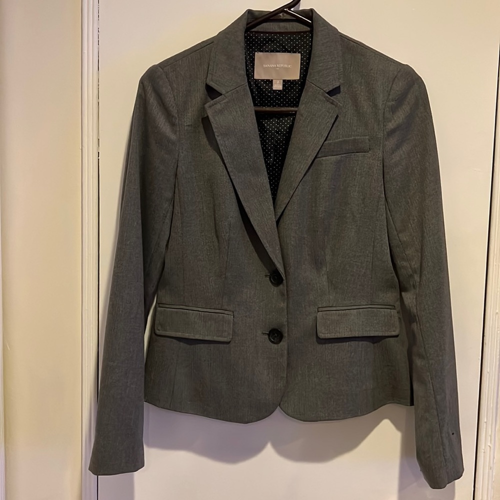 Grey blazer